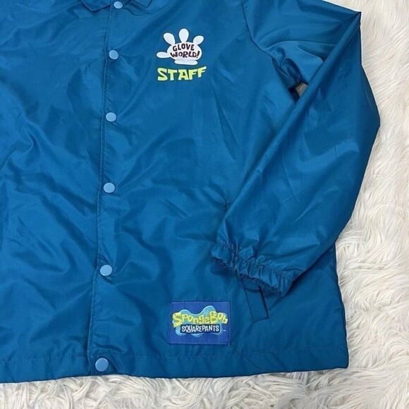 SpongeBob Glove World Staff Rain Jacket Wind Breaker Small Limited Edition NWOT - Picture 8 of 9